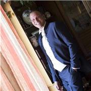 Dottore commercialista abilitato dal 2013 impartisce ripetizioni private. Esperienza pluriennale sul campo societario ed economico